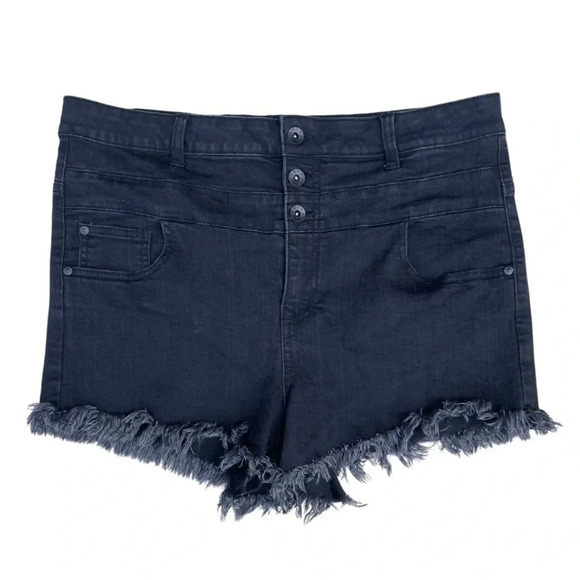 ARIYA Black Distressed Accents Jeans Shorts - frayed hem. 3 button up design - Picture 6 of 9